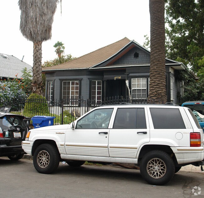 Photo - Waterloo-1305