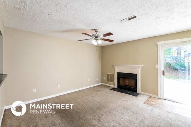 Photo - 1687 Hunting Creek Dr SE