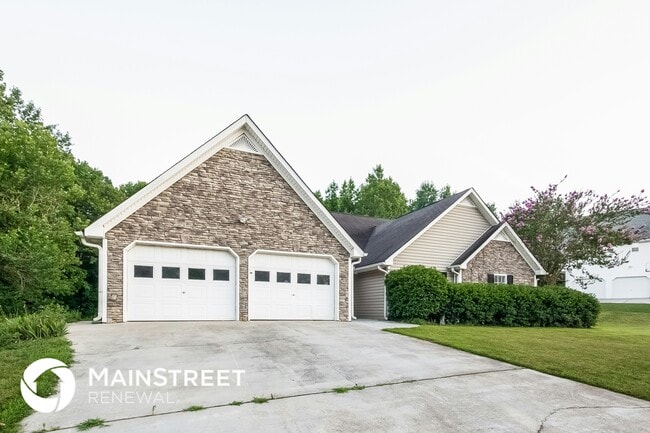 Photo - 166 Barrington Dr