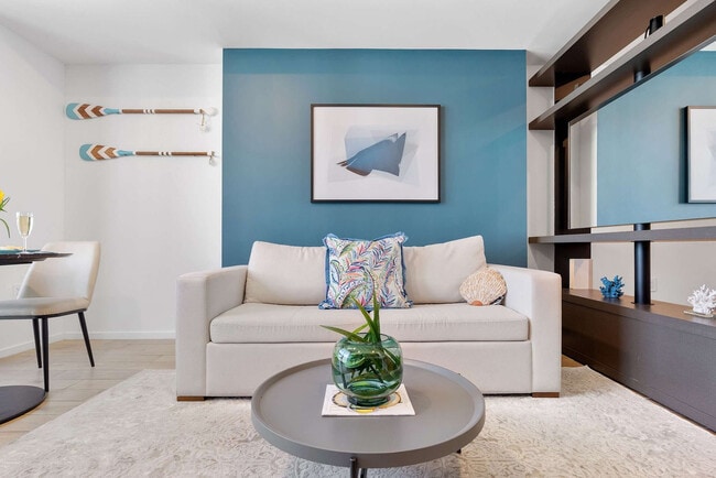 Building Photo - 398 NE 5th St Unit ID1464602P