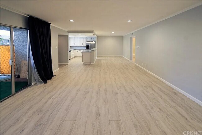 Photo - 4950 Louise Ave Unit 309