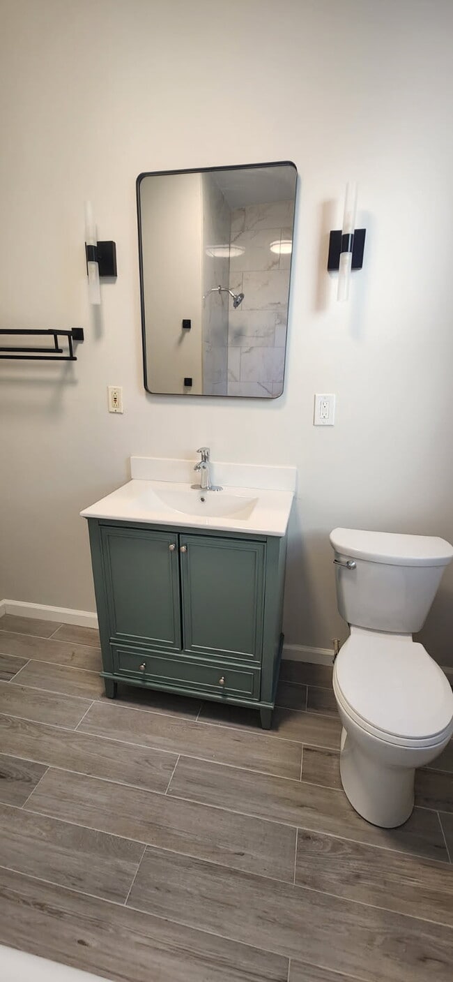 Bathroom - 425 Fountain St Unit 1st Floor