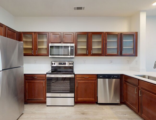 Photo - 3194 Parkwood Blvd Unit 171.17