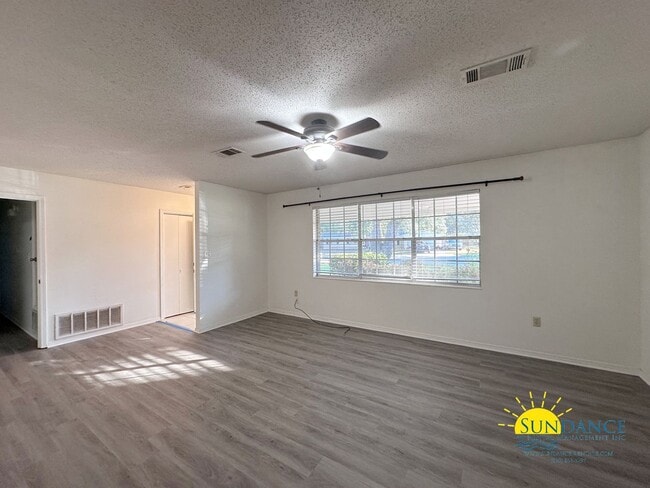 Photo - Great 3 Bedroom Home in Fort Walton Beach!