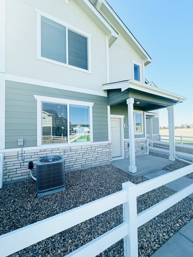Photo - Gorgeous 2024 Townhouse 2 bed/ 2.5 bath  Near Johnstown YMCA