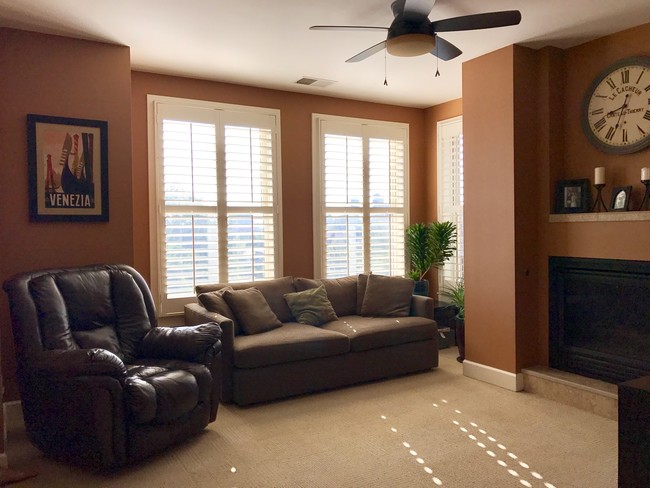 Open livingroom - 1630 N Clarkson St Unit 602