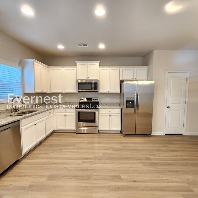 Photo - 212 Venture Dr