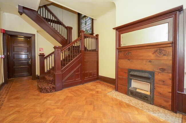 Área del salón público de Tammerlane - The Mirabella