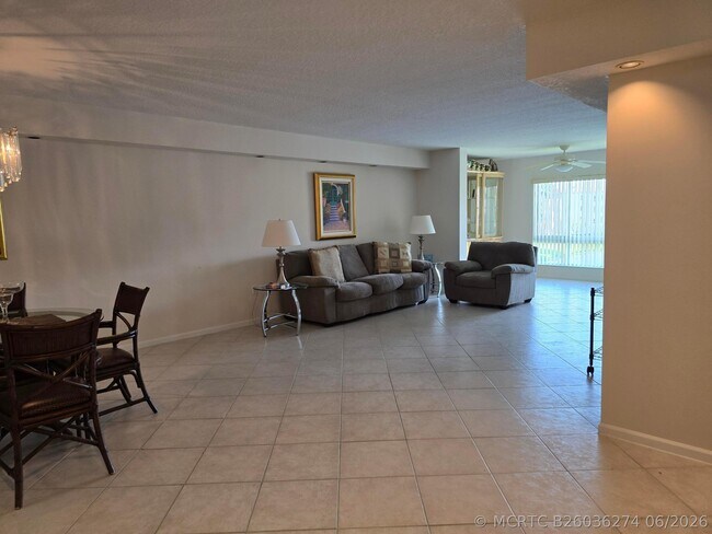 12547 Imperial Isle Dr Unit 304