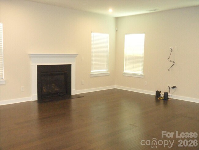 Photo - 1239 Harkey Creek Dr