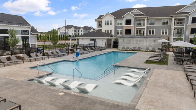 Building Photo - The Lindley at Grove 98