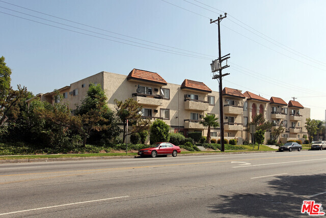 Photo - 18101 Roscoe Blvd Condo Unit 309