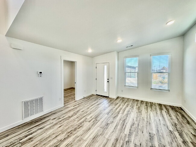 Photo - 1101 States Ave