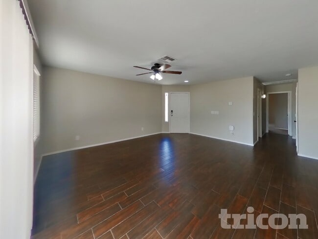 Photo - 305 W Angus Rd