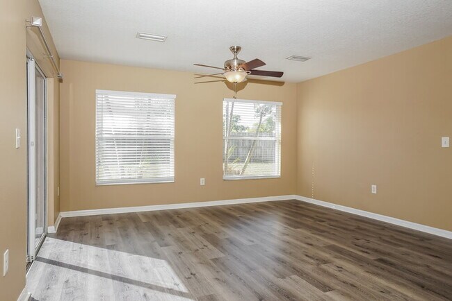 Photo - 2715 94th St E