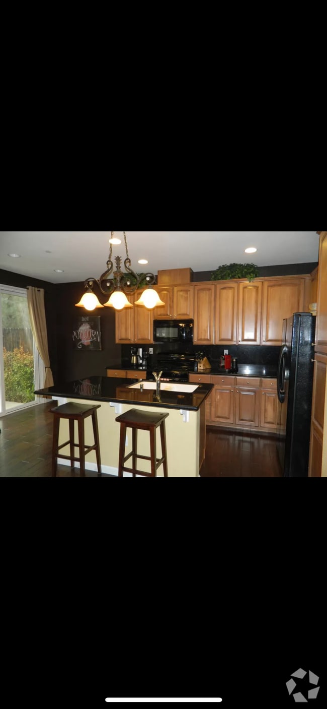 Building Photo - 1203 Ferry Cir Unit 1203 Rental