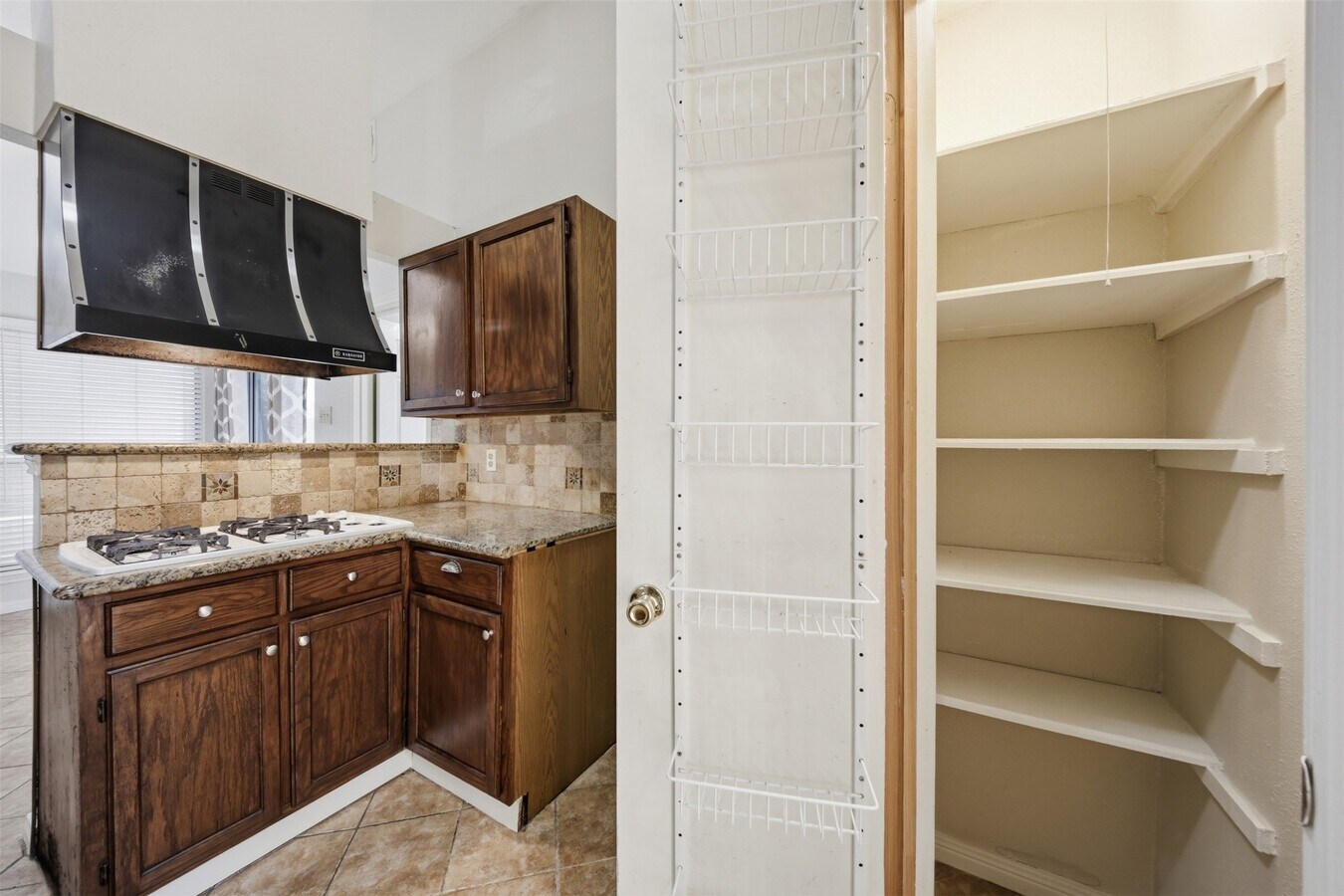 Photo - 7518 Alcomita Dr