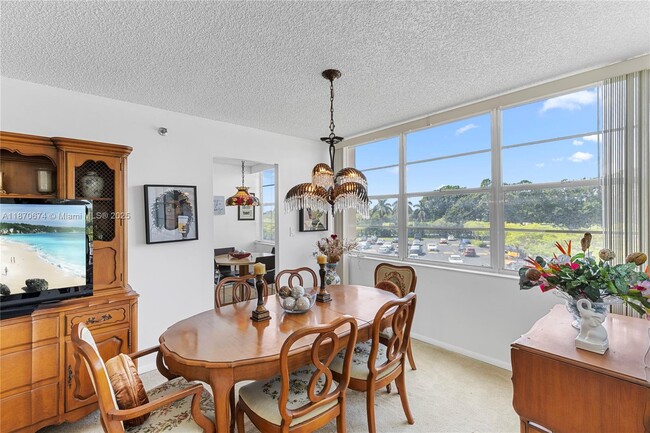 Photo - 1000 St Charles Pl Unit 319