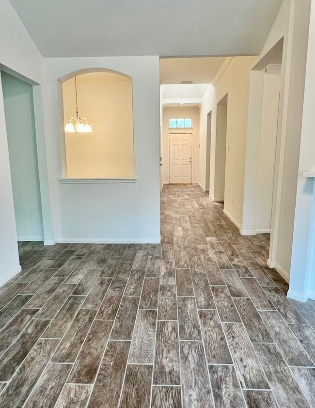 Photo - 6010 Forest Plaza Ct