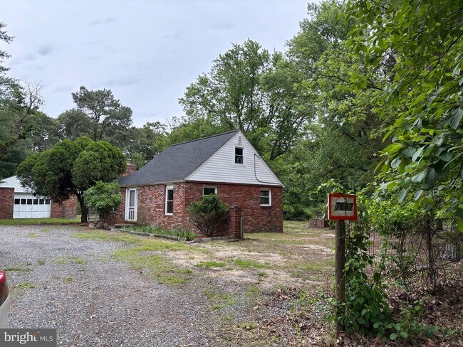 Photo - 7687 Sandy Farm Rd House