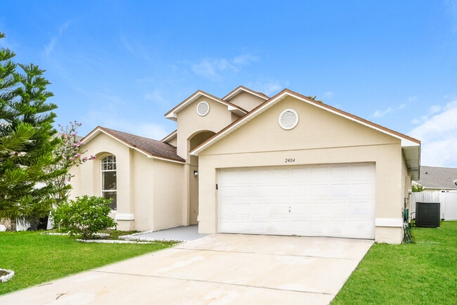 Building Photo - 2404 Black Powder Ln