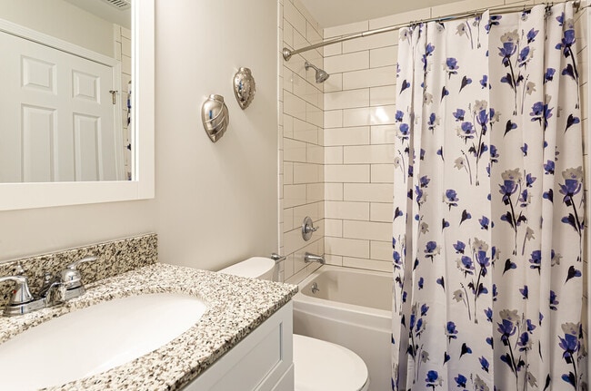 Photo - Northwoods East