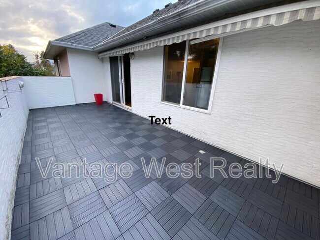 Photo - 453-453 Morrison Ave