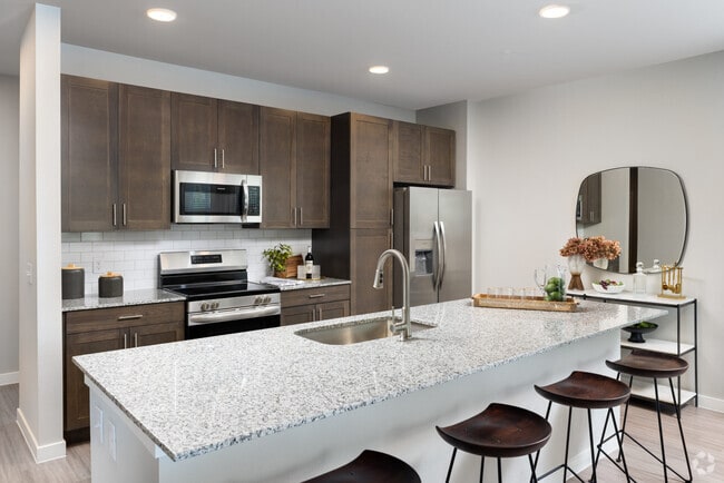 Building Photo - Love Where You Live – Plus Get 6 Weeks Free! Unit APD Rental
