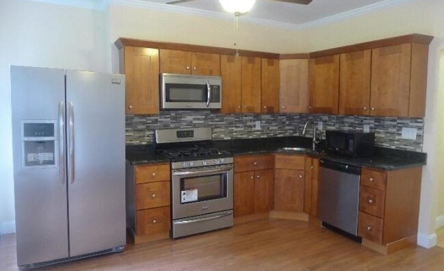 Building Photo - 63 I St Unit 1 Rental