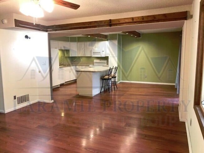Photo - 1722 Boswell Dr