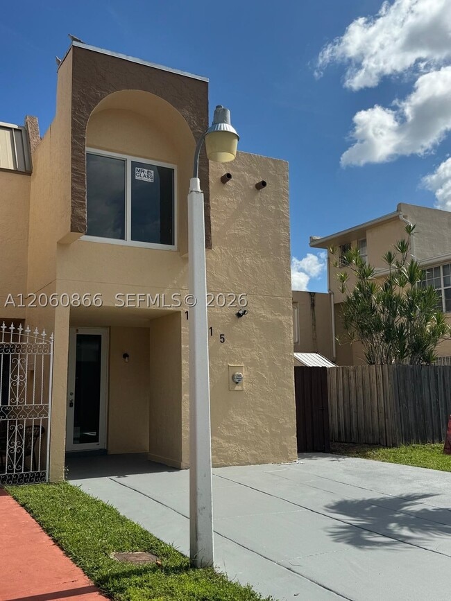 Photo - 1115 W 38th Terrace