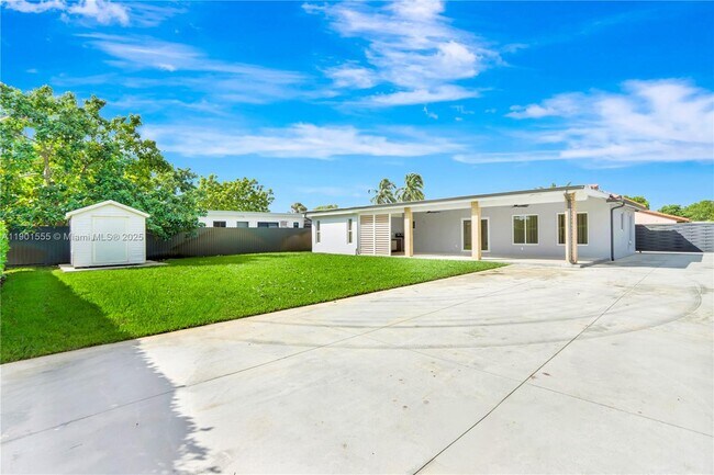 Photo - 4931 SW 132nd Ave