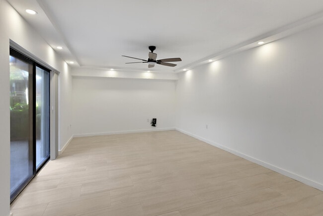 Photo - 2018 20th Ct