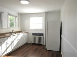 Photo - 22 Buzzards Bay Ave Unidad 1st floor