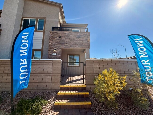 Photo - 4 BED 3 BATH 2 CAR GARAGE TOWNHOUSE + LOFT...