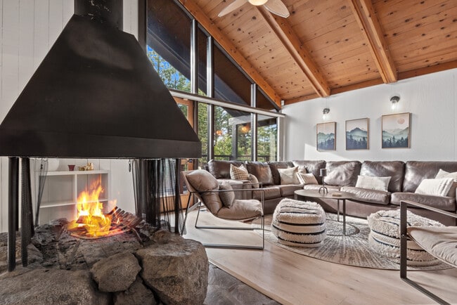 Photo - 7639 Forest Glen Dr