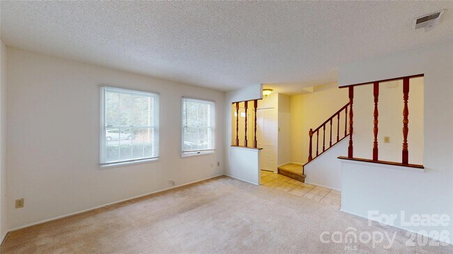 Photo - 1211 Scaleybark Rd