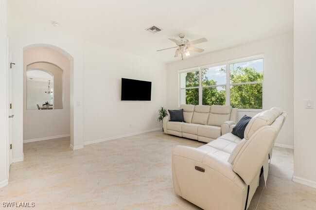 Photo - 9021 Las Maderas Dr Unidad 202