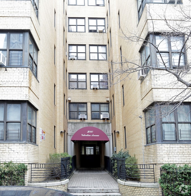 Entrada - Origin North Valentine