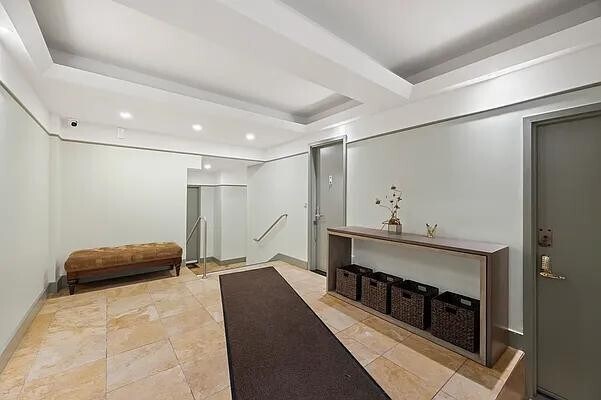 Photo - 315 W 55th St Unidad 1D
