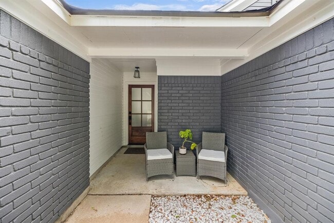 Photo - 1205 Rambling Trail