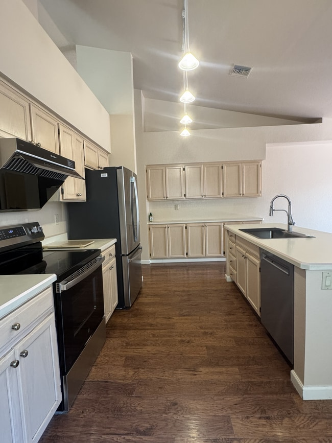 Photo - 7692 E Dayview Cir