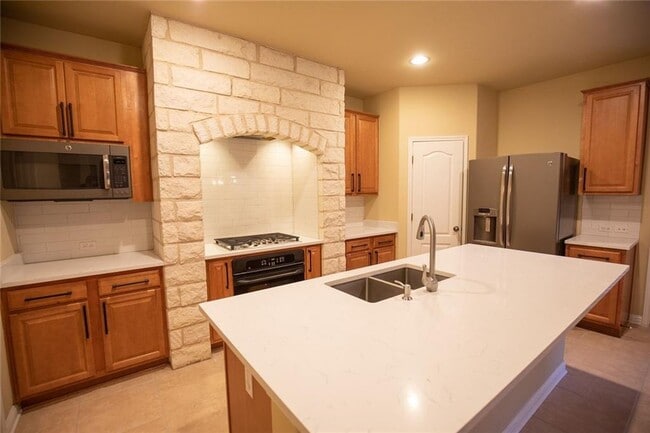 Photo - 3806 Juniper Hills St