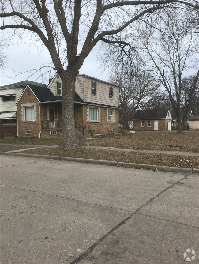 Building Photo - 4104 N 50th St Rental