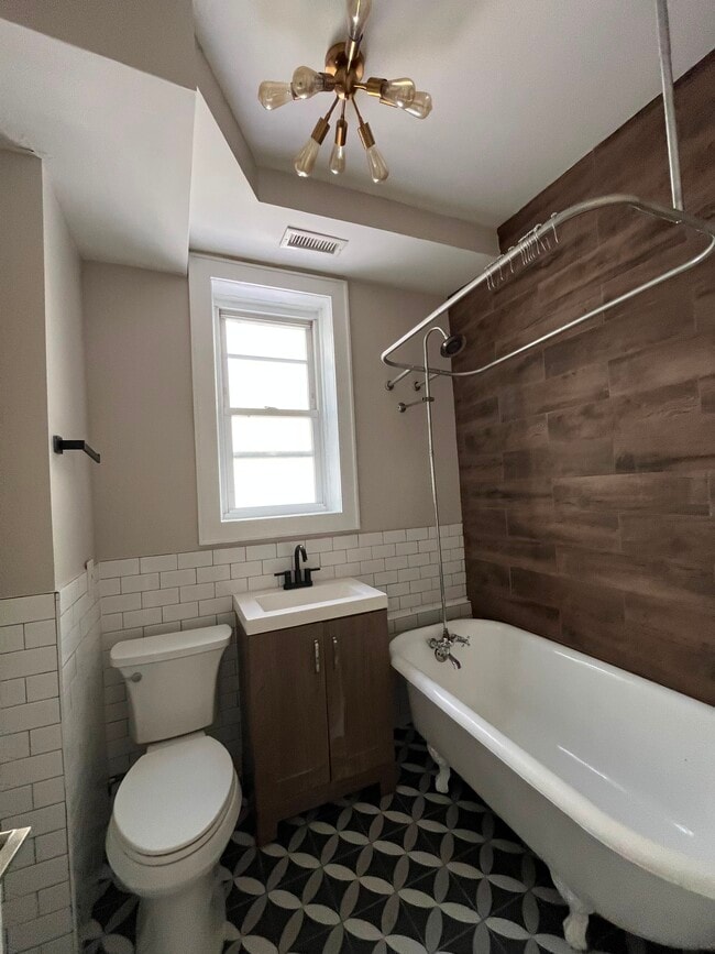 Photo - 262 Hutton St Unidad 3R
