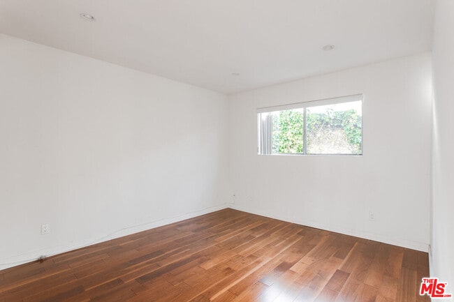 Photo - 420 Raymond Ave Unidad 5