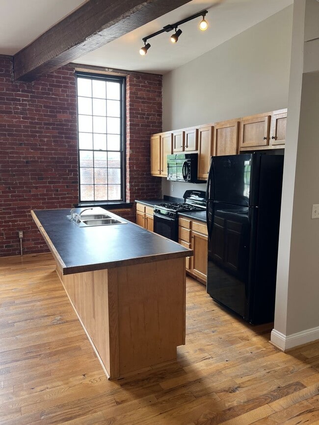 Photo - 265 N Queen St Unit Apt. 303