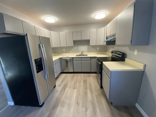 Building Photo - 4259 NY-50