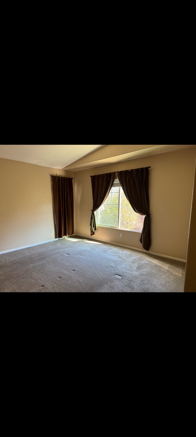 Photo - 857 Ballow Wy