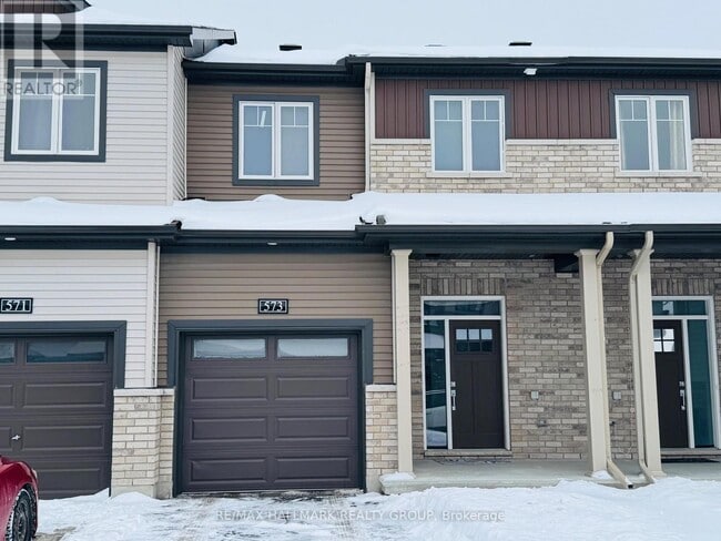 Photo - 573 Lilith St